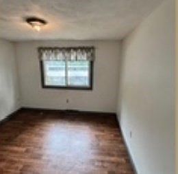 4th image of 251 Butman Rd