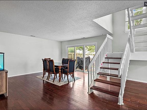 3rd image of 817 Dryden St
