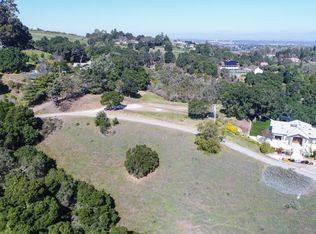 27490 Sherlock Ct, Los Altos, CA 94022