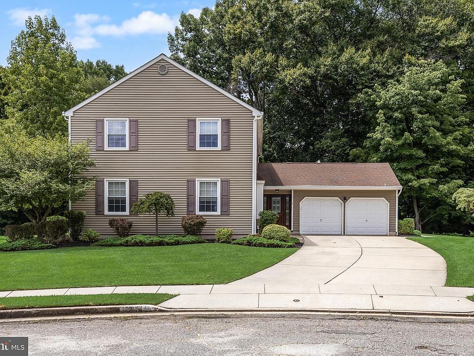 1st image of 3 Lancelot Ct