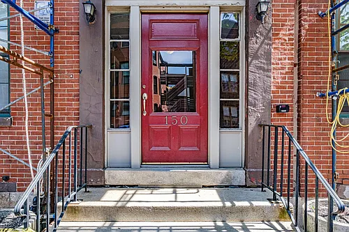 150 Spring St Photo 1