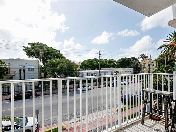 5th image of 1420 Pennsylvania Ave APT 308