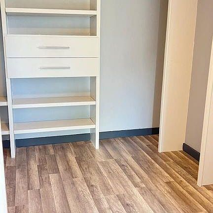 3rd image of 5606 Lyden Ridge Dr