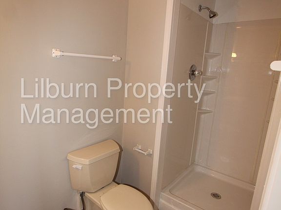 5th image of 2999 Brooks Dr