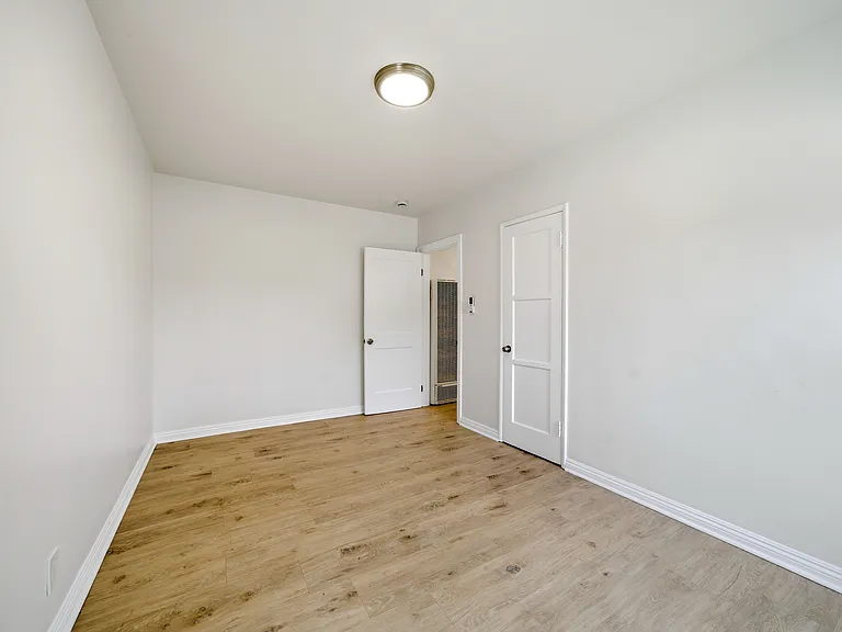 16306 S Denver Ave — Photo 37