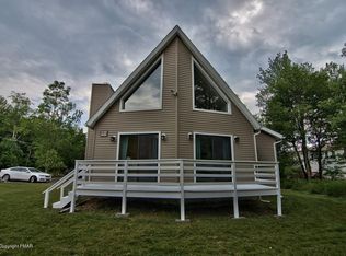 3209 Carobeth Dr, Tobyhanna, PA