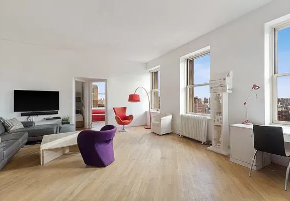 3rd image of 395 Broadway APT 12A