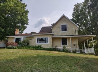 4389 9th St, Wayland, MI 49348
