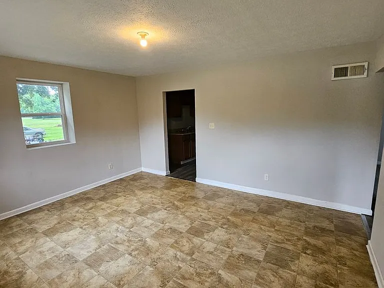 3305 Culverson Ave — Photo 12