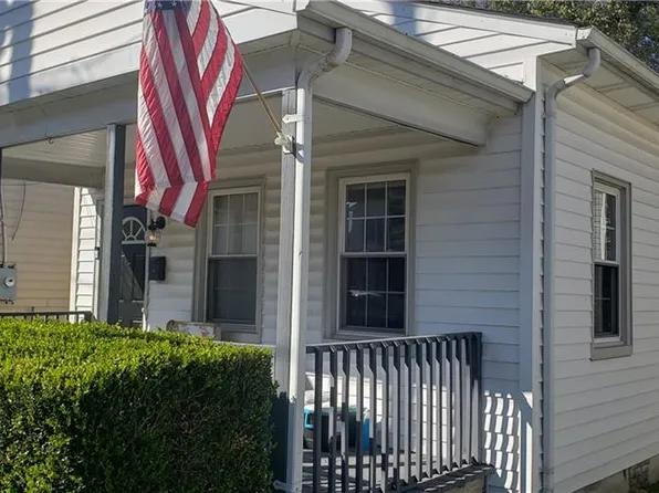 308 S Hope St, Hampton, VA 23663