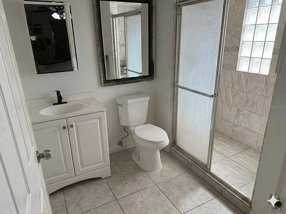 4th image of 618 Monroe Ave