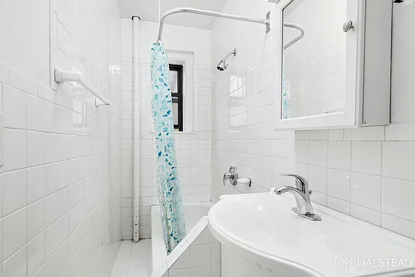 Rented by Halstead Real Estate | media 8