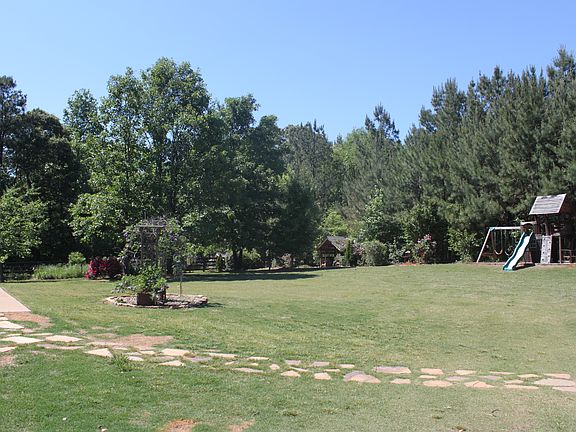 5th image of 114 Barnsley Farms Dr