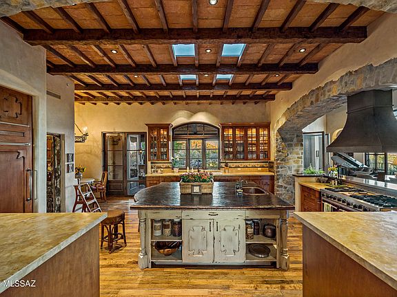 4th image of 1177 W Tortolita Mountain Cir #184