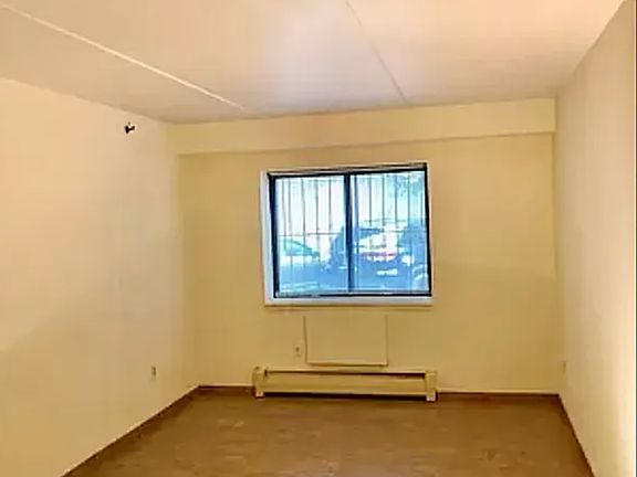 3rd image of 1835 Needham Ave APT 3A