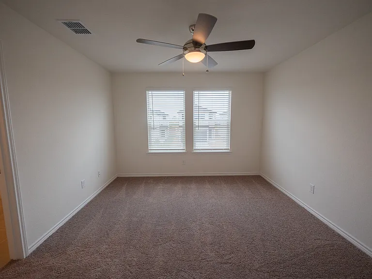 7531 Fishbowl Ln — Photo 13