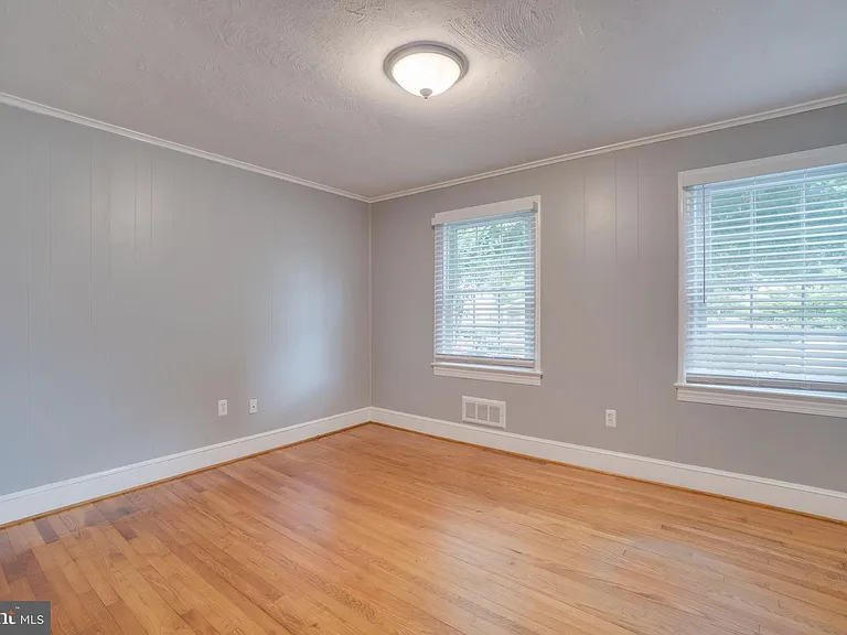 712 Freeman St — Photo 20