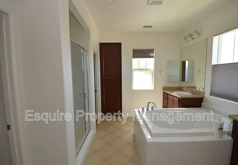 3246 N Ventura Rd — Photo 18