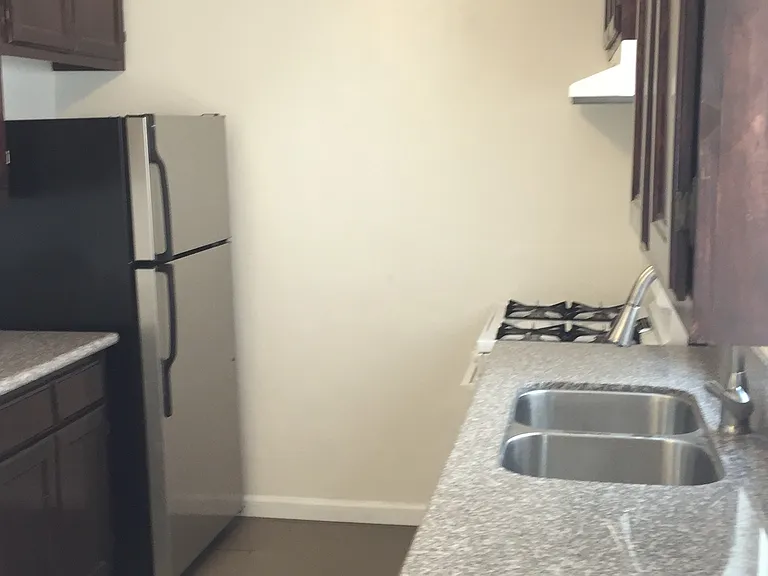 4353 Toland Way #7 — Photo 36