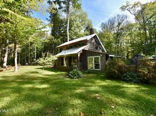 550 N Creek Rd, Greenfield Center, NY 12833