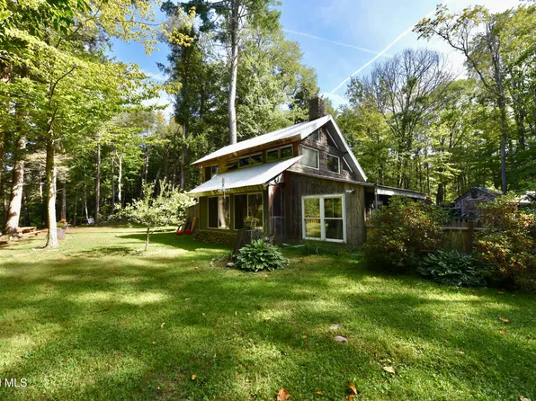 550 N Creek Road, Greenfield Center, NY 12833