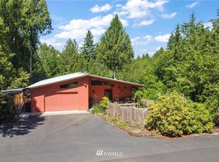 140 Winter Ln, Castle Rock, WA 98611