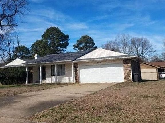 2nd image of 300 Stonewall Dr