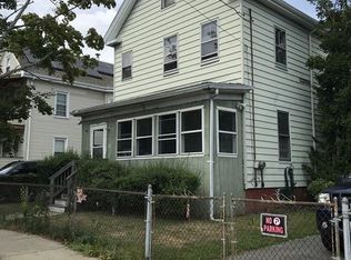 22 Beach St, Revere, MA 02151