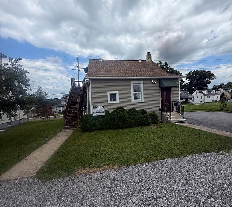 2nd image of 3203 E Joppa Rd