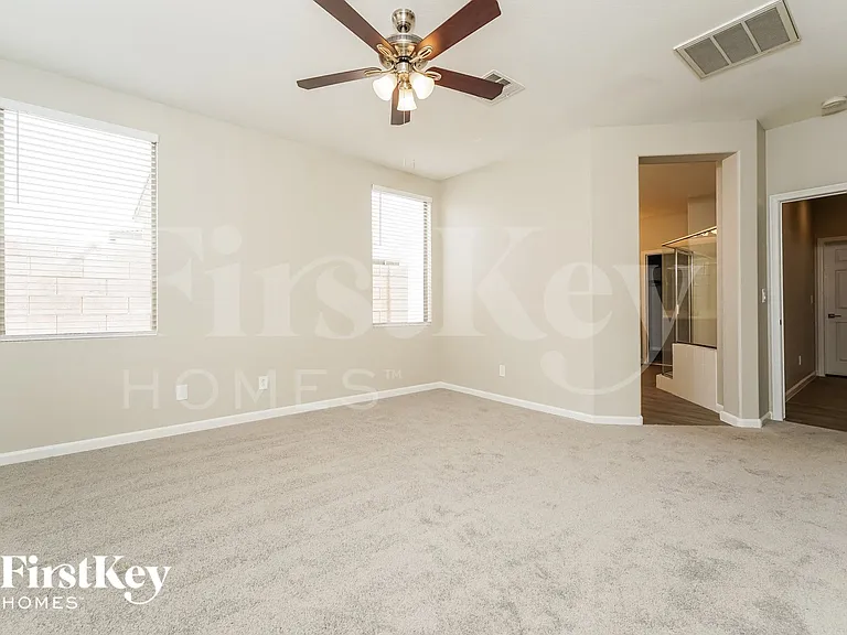 6525 Diamond Point Ct — Photo 8