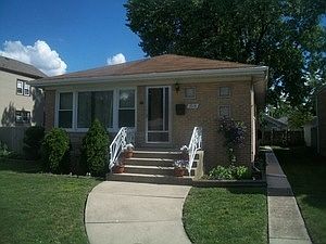 1st image of 3516 Saint Paul Ave