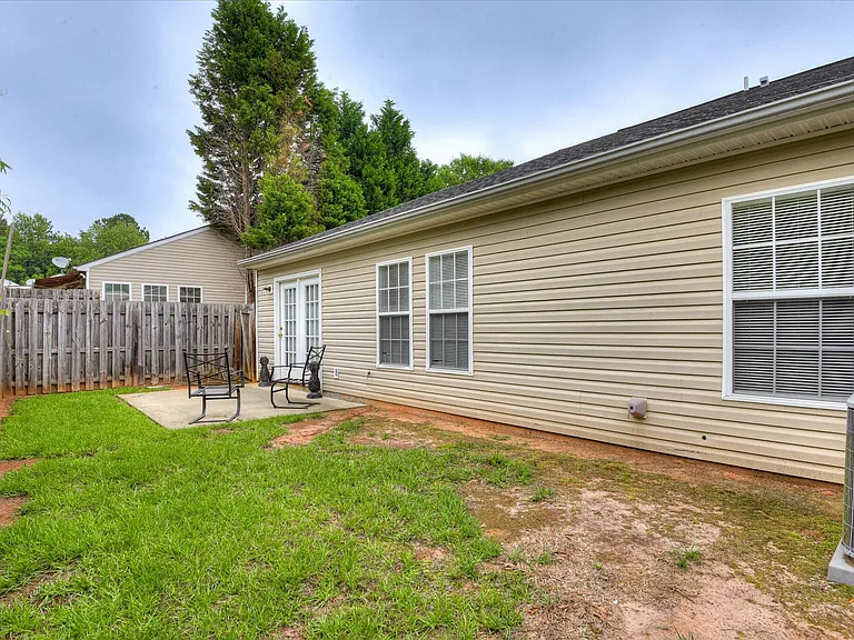 147 Portofino Ln SW — Photo 23