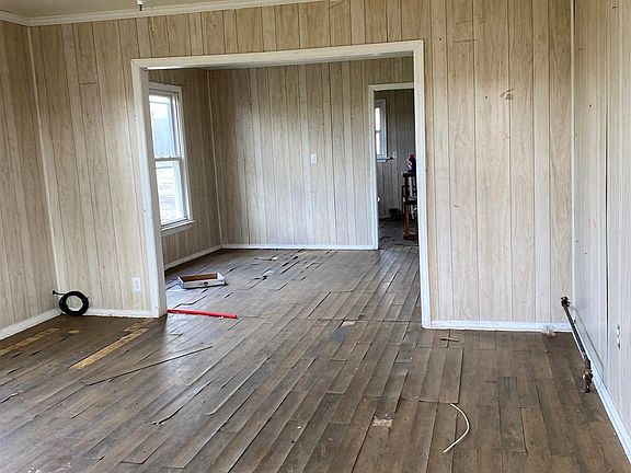 5th image of 1162 Veterans Blvd