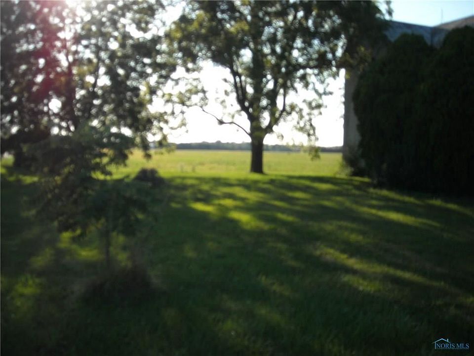 2nd image of 24390 Portage Rd