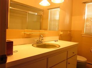 (Undisclosed Address), Woodbridge, CT 06525