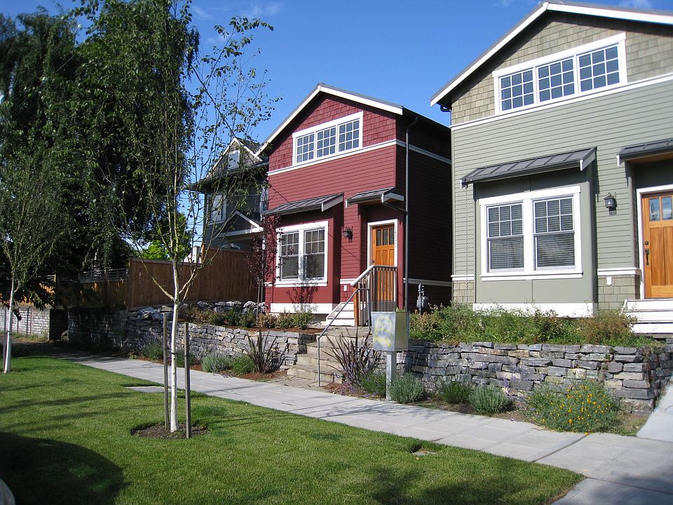 1st image of 1607A 21st Ave