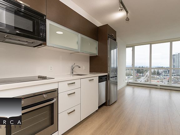 4th image of 10777 University Dr #2112