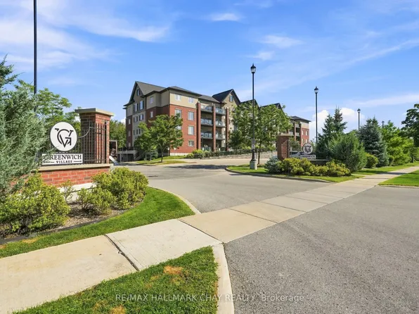 5 Greenwich St Unit 207, Barrie, ON L4N 7Y8