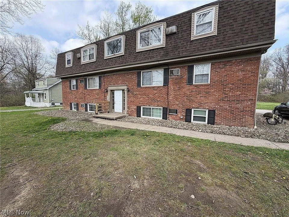 432 Mathews Rd