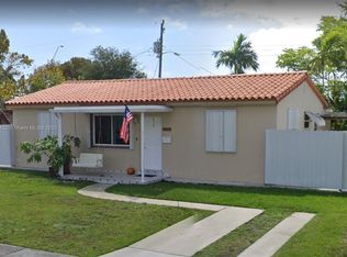 10120 SW 39th Ter, Miami, FL 33165