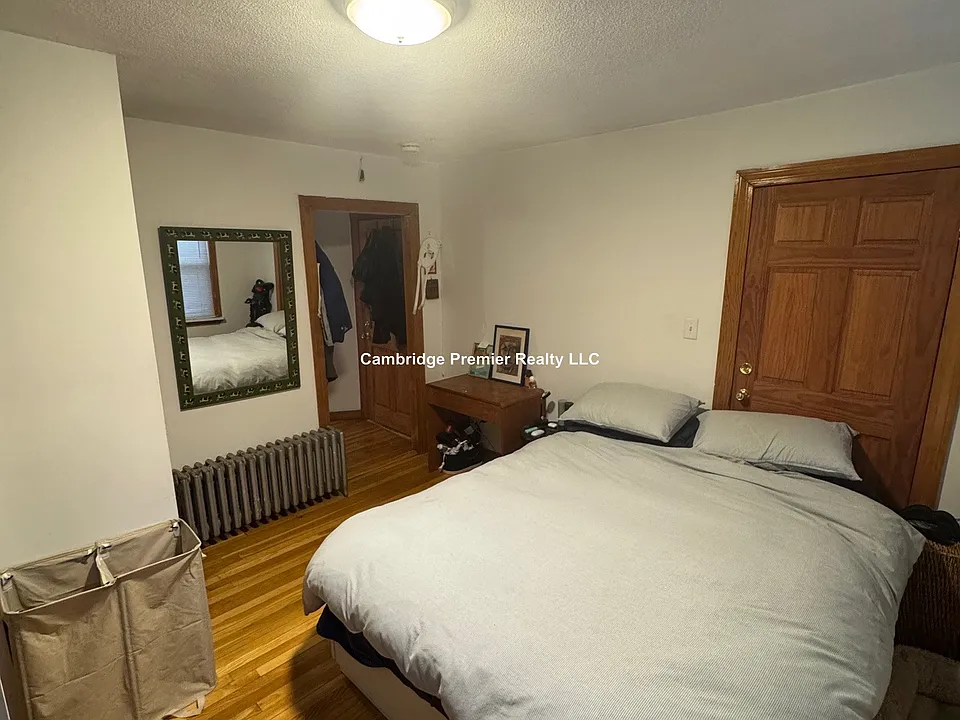 291 Columbia St #B