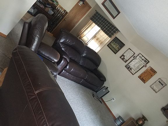 5th image of 1518 W Salem Ave