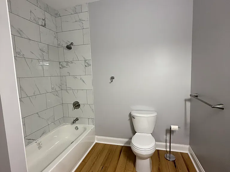 82 Clinton St #1 — Photo 9