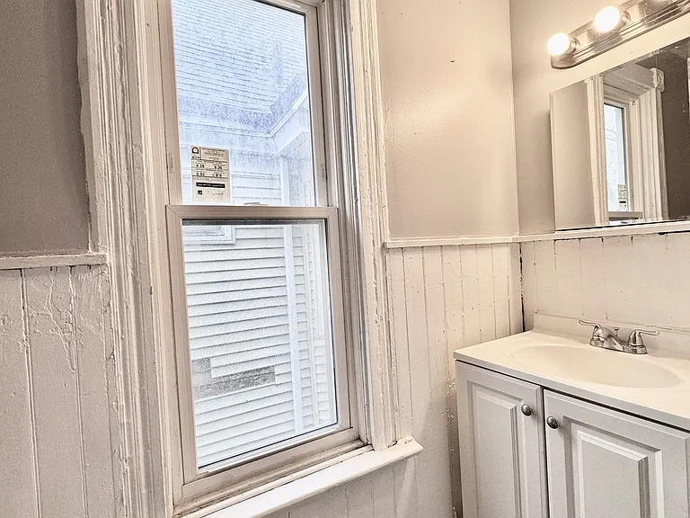 339 Hampshire St #2 — Photo 17