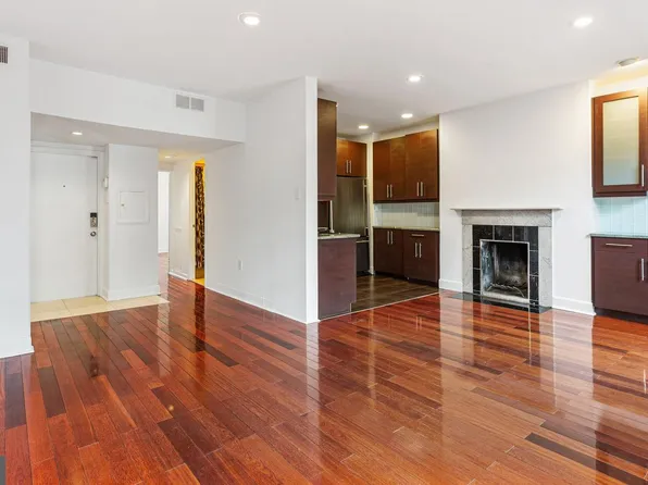 903 Clinton St APT 3F, Philadelphia, PA 19107