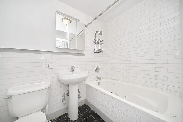 Rented by Living New York | media 12