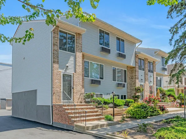 228 Johnson Ave APT 5, Hackensack, NJ 07601