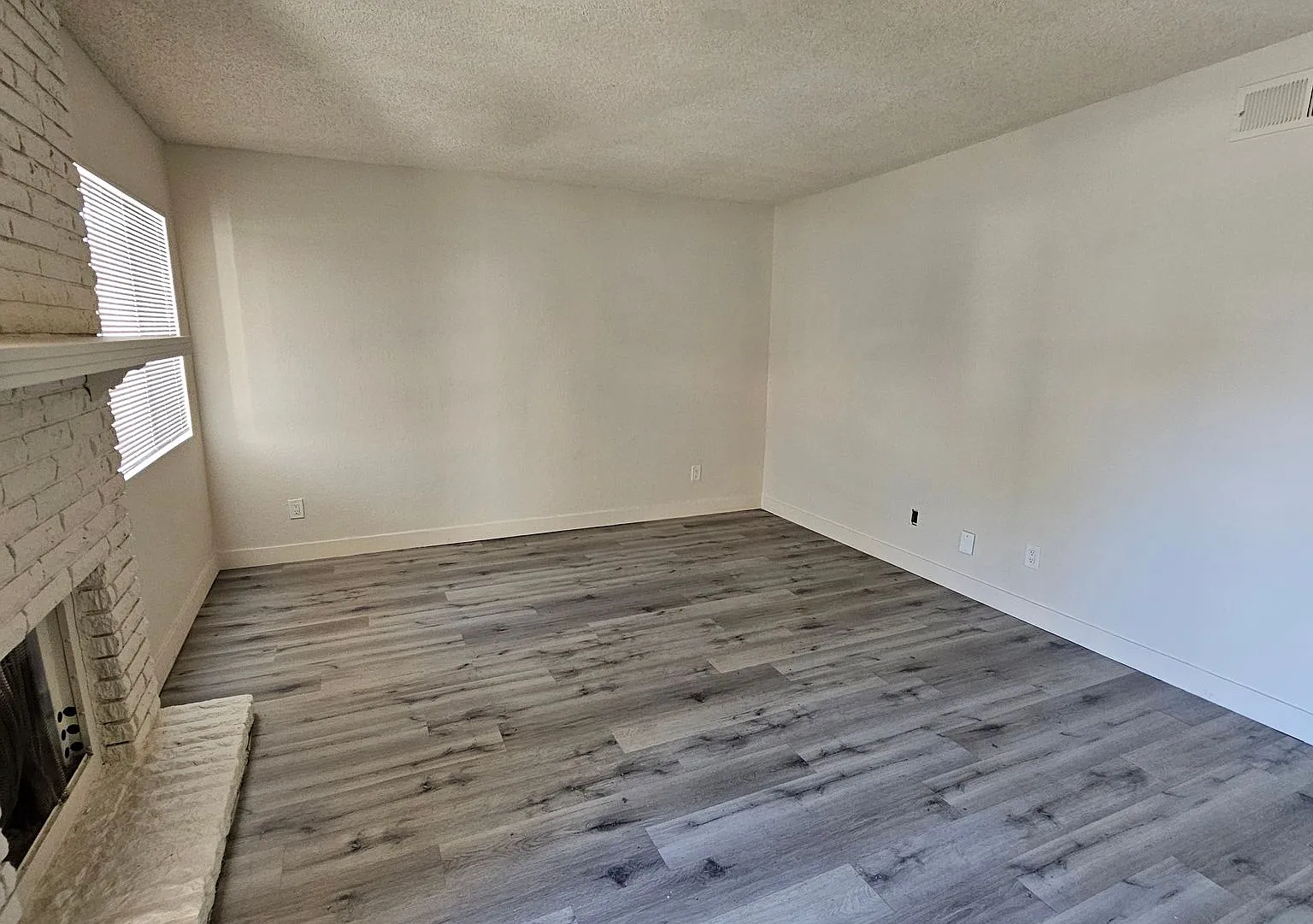 2771 Eldora Cir — Photo 3