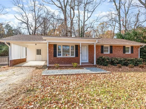 613 Piney Grove Rd, Kernersville, NC 27284