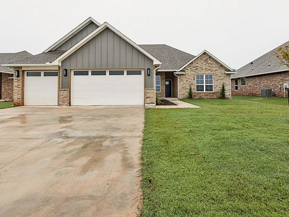 2nd image of 3011 Pescara Dr